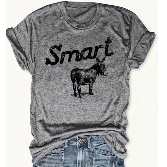 NEW Women's Fit Smart Ass Donkey Graphic Print Grey T Shirt Sizes L, XL NWT - Picture 1 of 4